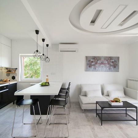 Apartments Eli لابين المظهر الخارجي الصورة