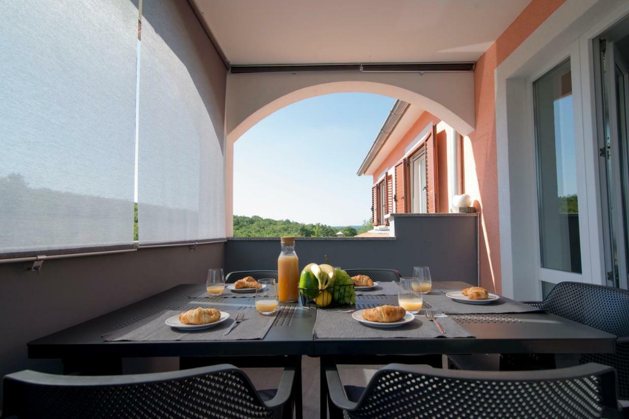 Apartments Eli لابين المظهر الخارجي الصورة